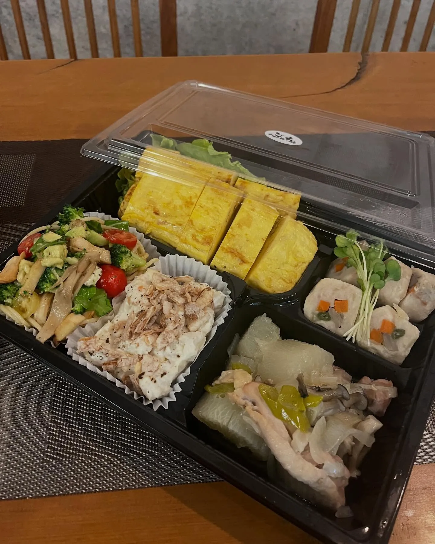 ぶっちょオリジナルオードブル✨